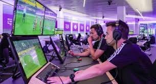 F1赛车照进现实 红牛RB17最终量产版官图发布